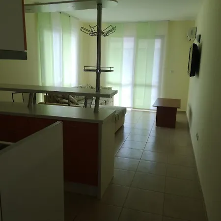 Dizz Vacation Estate * Burgas City