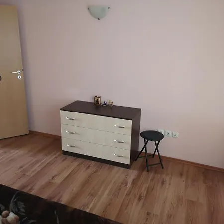 Dizz Vacation Estate Aparthotel Burgas City